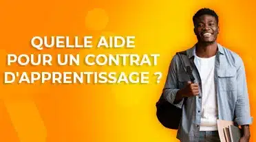 Jeune homme noir heureux d'avoir trouvé des aides à l'apprentissage