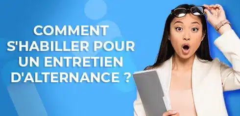 Etudiante qui découvre les bons conseils sur comment s'habiller pour un entretien d'embauche
