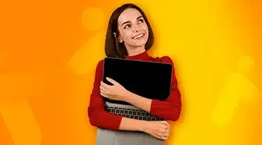 alternante heureuse car elle as toutes les techniques pour trouver une entreprise qui recrute en apprentissage