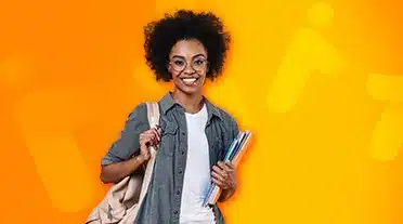 étudiante sereine car elle sait tout sur le salaire en alternance