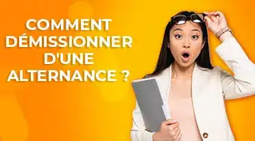 Jeunes étudiante qui découvre comment démissionner en alternance