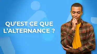 Jeune étudiant qui se pose des questions sur l'alternance