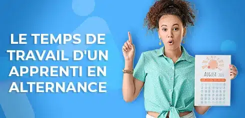 étudiante pointant du doigt le temps de travail d'un apprenti en alternance