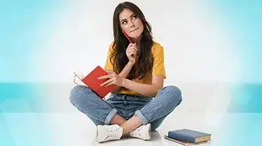 alternante notant les infos sur l'impact de l'alternance sur les droits au chômage