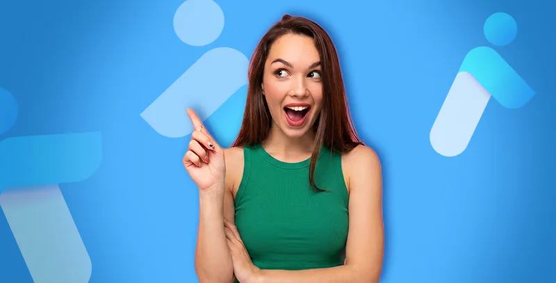 étudiante heureuse car elle sait qu'elle aura des exonération social en alternance